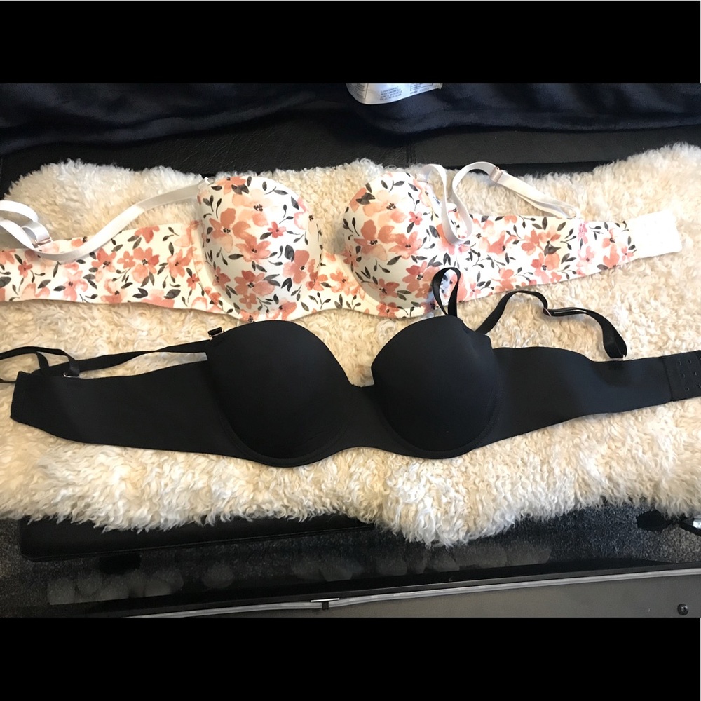 🌸 3/ $20 🌸  Marilyn Monroe brand bras.